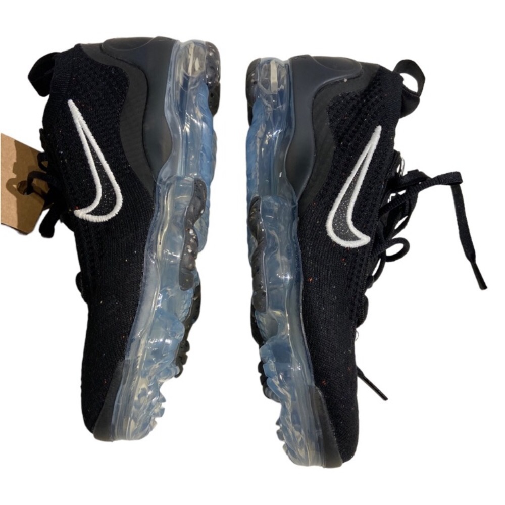Womens Nike Vapormax flyknit sneakers